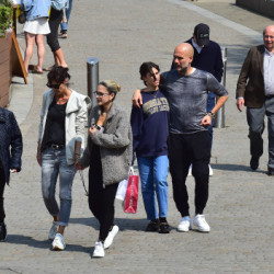 Pep Guardiola z rodziną na spacerze