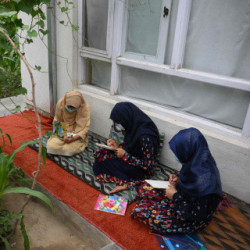 Tajna szkoła dla dziewcząt w Afganistanie