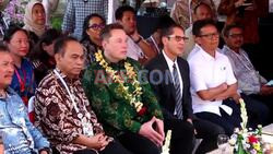 Tycoon Musk launches Starlink in Indonesia - AFP