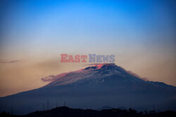 Etna o wschodach i zachodach Słońca