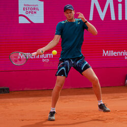 Hubert Hurkacz wygrał turniej Estoril Open