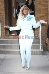 Mary J. Blige w błękitnej stylizacji