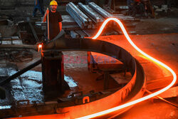 Produkcja stalowych prętów w Islamabadzie