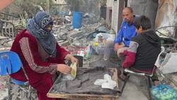 Gaza families return to homes in ruins - AFP