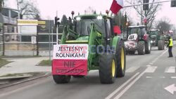 Polish farmers block roads in protest against EU red tape, Ukraine imports - AFP