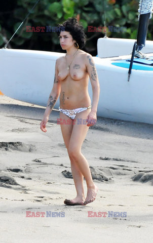 Amy Winehouse na plaży
