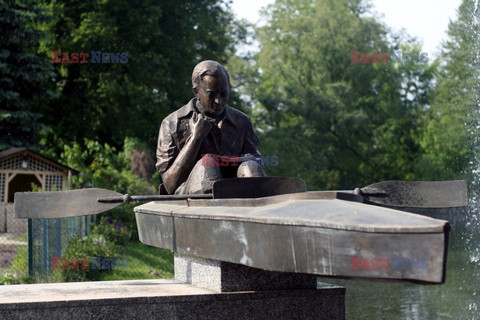 Pomnik Jana Pawła II w kajaku