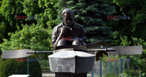 Pomnik Jana Pawła II w kajaku
