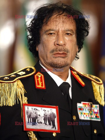 ONZ bombarduje Kaddafiego
