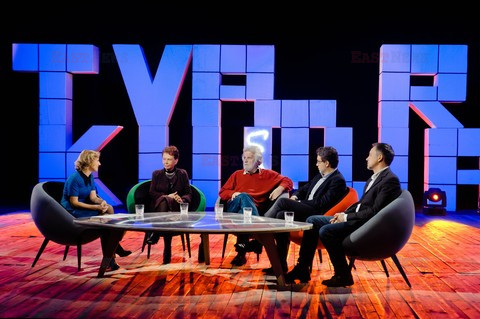 Nagranie programu Niedziela z