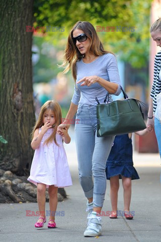 Sarah Jessica Parker walks with twins Marion and Tabitha to school in New York City