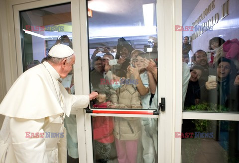 Papież Franciszek z wizytą w rzymskim szpitalu dziecięcym