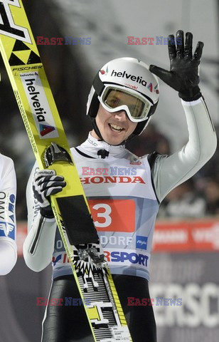 Simon Amman zwyciężył w Oberstdorfie w pierwszym konkursie T4S