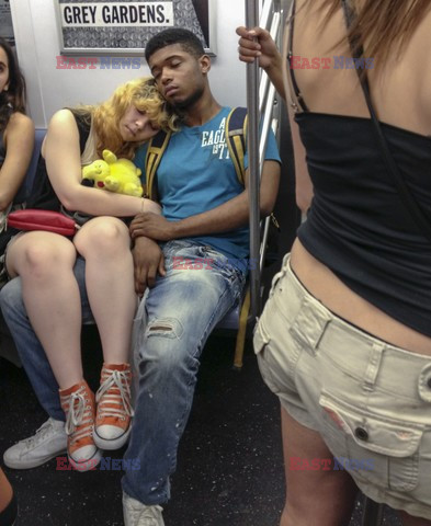 Pasażerowie nowojorskiego metra - Redux
