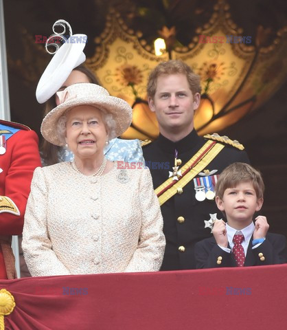 Królowa Elżbieta II obchodzi drugie, oficjalne urodziny