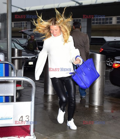  Gwyneth Paltrow na lotnisku