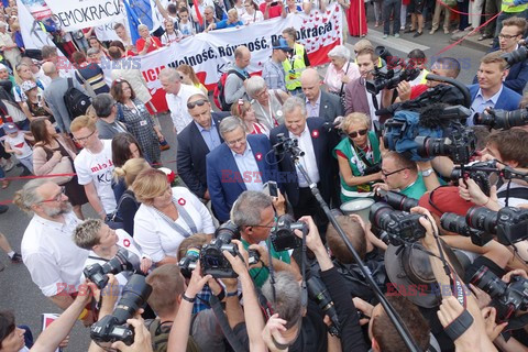 Marsz Wszyscy dla  Wolności w Warszawie