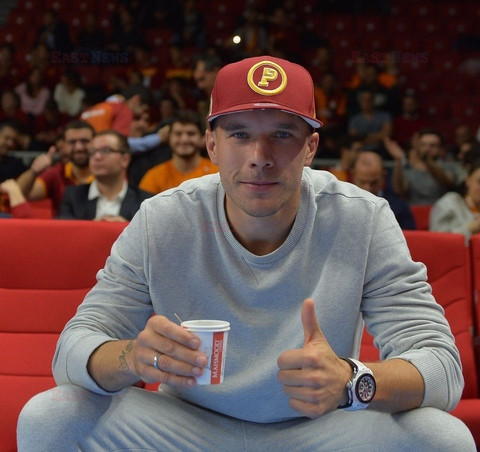 Znani w social mediach 8