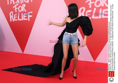 Cannes 2017 - pokaz mody Fashion for Relief 