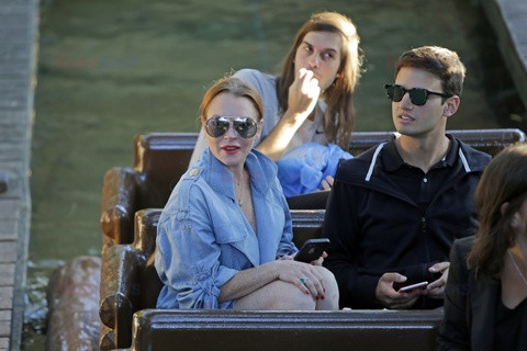 Lindsay Lohan na pokazie mody w Madrycie