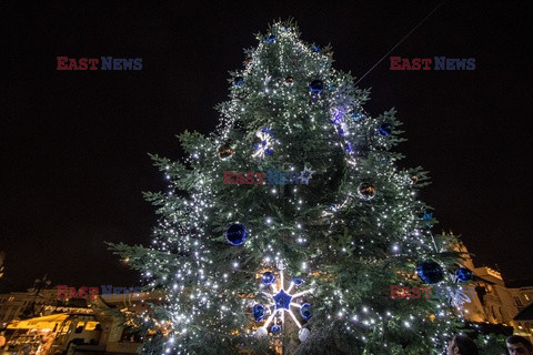Iluminacje i dekoracje świąteczne w Polsce