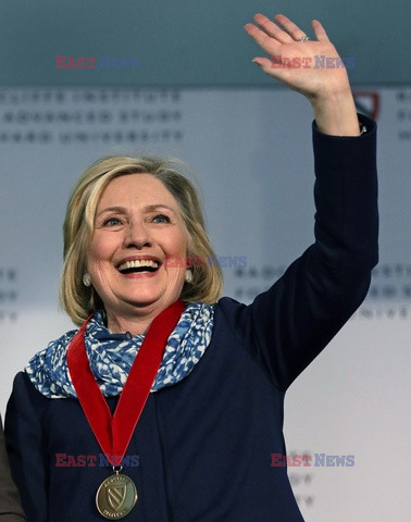 Hillary Clinton otrzymała medal Radcliffea  