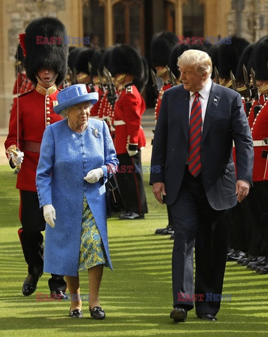 Królowa Elżbieta II przyjmuje prezydenta USA w Windsorze