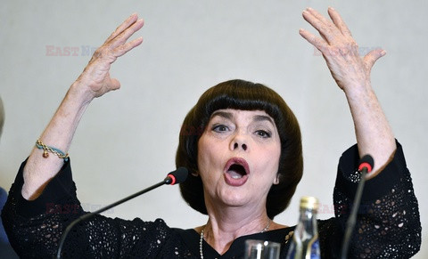 Mireille Mathieu doktorem honoris causa GAUGN