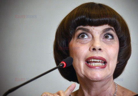 Mireille Mathieu doktorem honoris causa GAUGN