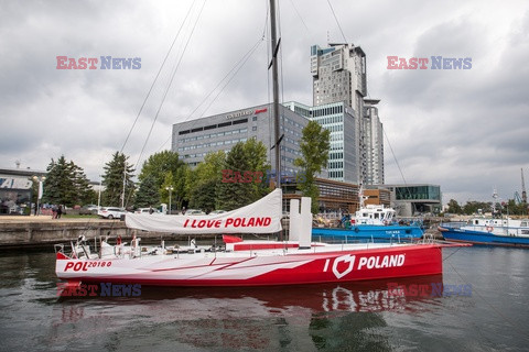 Jacht I love Poland Polskiej Fundacji Narodowej w Gdyni