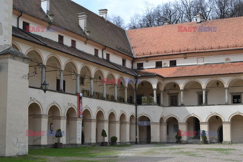 Zamki i pałace w Polsce Albin Marciniak
