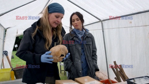 Megan Fox w swoim programie o archeologii