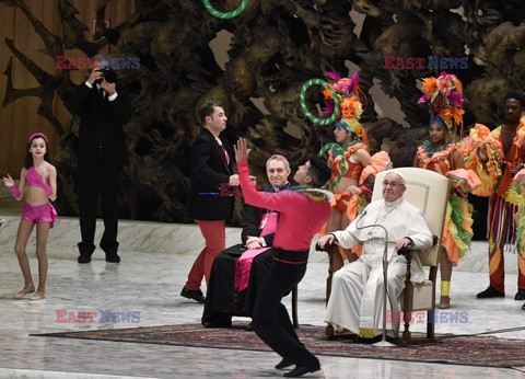 Cyrkowcy z Kuby na audiencji u Papieża Franciszka