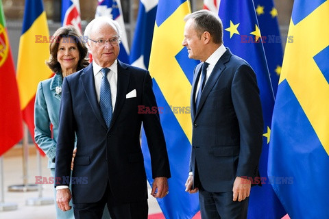 Donald Tusk przyjmuje szwedzkiego króla Karola Gustawa