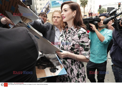 Anne Hathaway otrzymała gwiazdę na Bulwarze Sławy