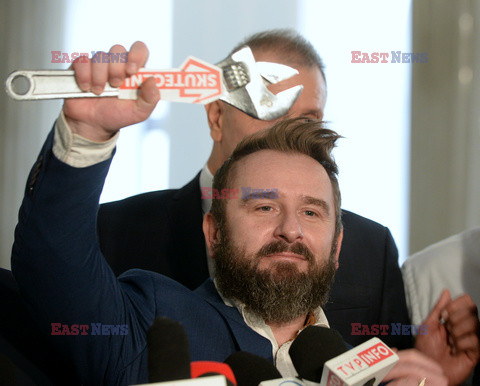 Piotr Liroy-Marzec prezentuje swój komitet wyborczy