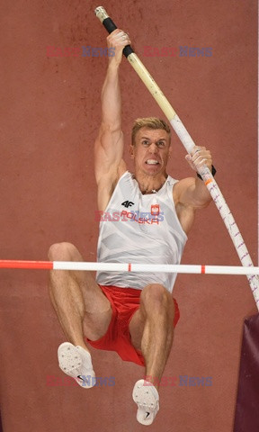 Piotr Lisek zdobył brązowy medal w skoku o tyczce na MŚ w Doha