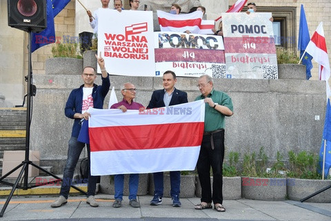 Wiec solidarnosci ph. Wolna Warszawa dla Wolnej Bialorusi