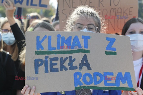 Młodzieżowe marsze dla sprawiedliwości klimatycznej
