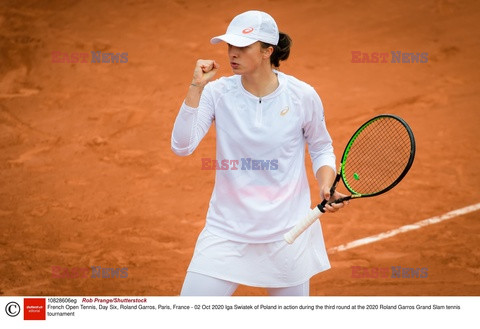 Iga Świątek pokonała Eugenie Bouchard w 3. rundzie French Open