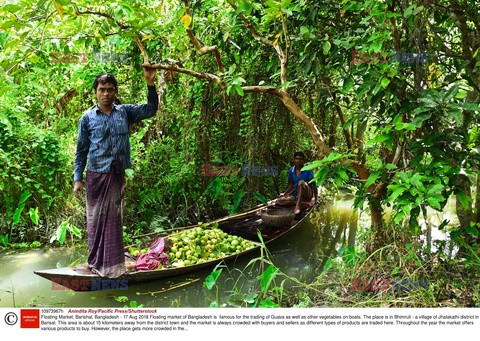 Handel na wodzie w Bangladeszu