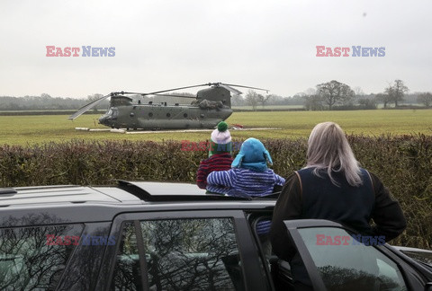 Helikopter RAF-u utknął w błocie