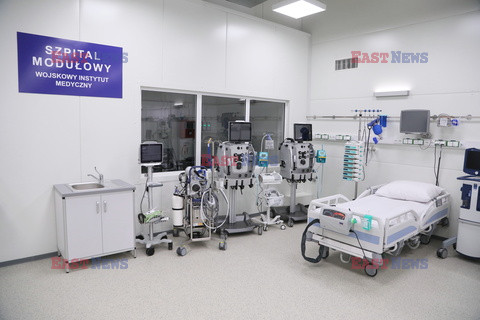 Otwarcie szpitala modułowego w Warszawie