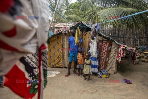 Obóz przesiedlonych w Mozambiku
