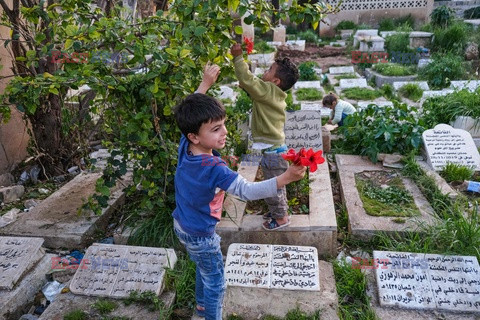 Mieszkańcy cmentarza Ghoraba - AFP