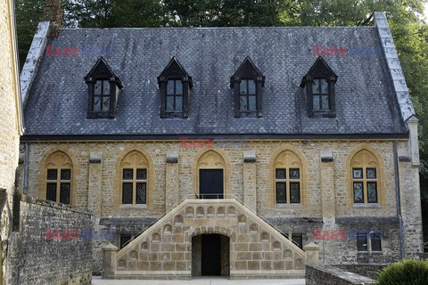 Klasztor Trapistów w opactwie Cystersów w Orval na południu Belgii - UIG