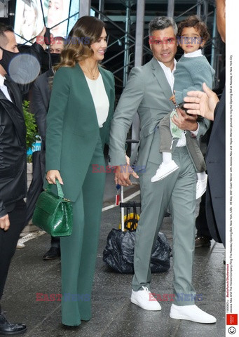 Jessica Alba otwiera giełdę w Nowym Jorku