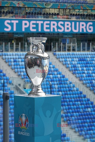 Euro 2020 - Petersburg - prezentacja stadionu i pucharu