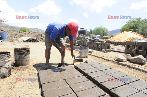 Produkcja cegieł w Meksyku - Nur Photo