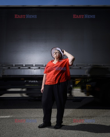 Kobiety za kółkiem ciężarówki - Agence VU